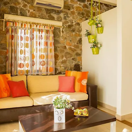 Seaview Amphitriti With Private Pool, 20 Min From Elafonissi La Canea