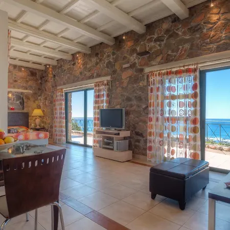 Seaview Amphitriti With Private Pool, 20 Min From Elafonissi * La Canea